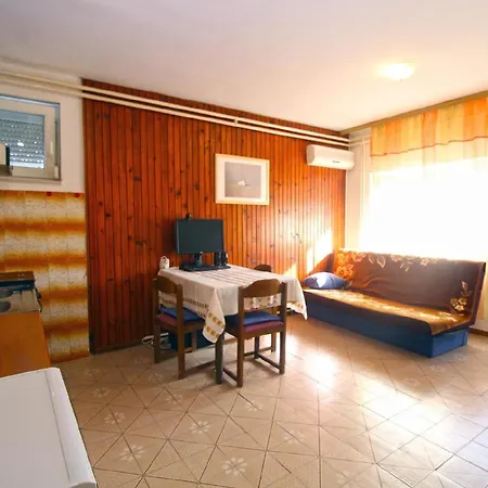 Fuer 3 Personen Ca 35 Qm In Pula, Istrien Istrische Riviera Apartman