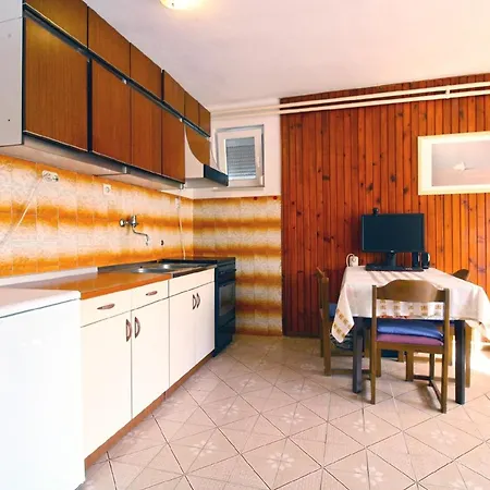 Apartman Fuer 3 Personen Ca 35 Qm In Pula, Istrien Istrische Riviera *
