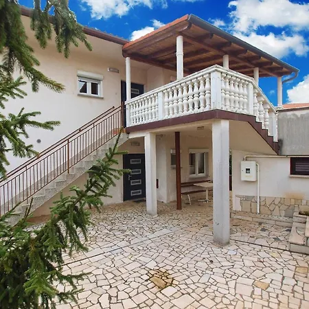 Apartman Fuer 3 Personen Ca 35 Qm In Pula, Istrien Istrische Riviera